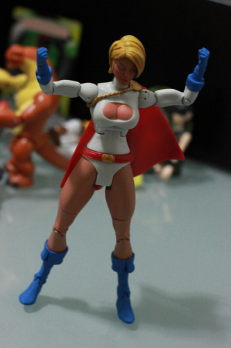 Poderosa Power Girl Dc Universe Classics Liga Da Justiça