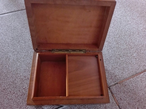 Antigua Caja Musical A Cilindro