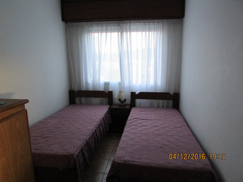 Imagen 9 de 14 de Apartamento Para 4 Personas En Rambla Edificio San Antonio