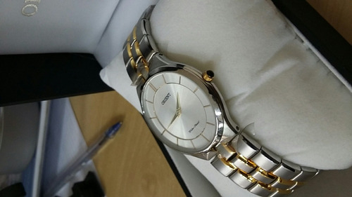 Reloj Orient Combinado Con Dorado Elegante