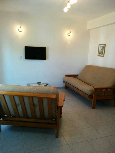 Imagen 9 de 10 de Departamento 3 Amb.a Una Cuadra Del Mar