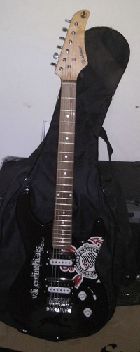 Imagem 2 de 10 de Guitarra Elétrica Corinthians Oficial Waldman