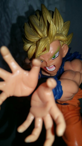 Dragón Ball Goku Banpresto (Usado)