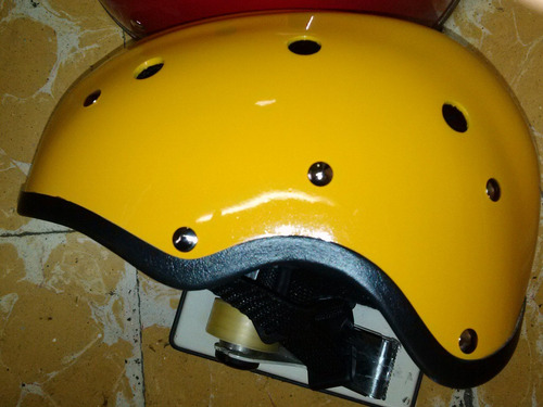 Imagen 3 de 4 de Casco Rojo Xch Bicicleta Patineta Patines Skate