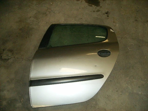 Puerta Trasera Izquierda Peugeot 206