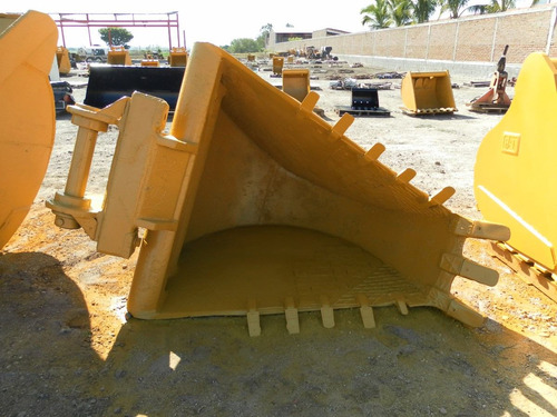 Bote Trapezoidal Para Excavadora Kobelco Sk250 (Usado)