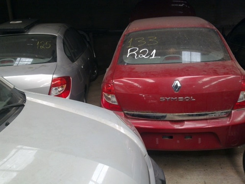 Imagem 1 de 5 de Sucata Peças Acessórios Renault Simbol 2013