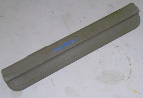Pisadera Delantera Derecha Kia Cerato Año 2004-2008