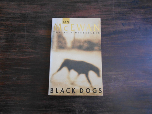 Black Dogs.         Ian  Mcewan.                En Inglés.