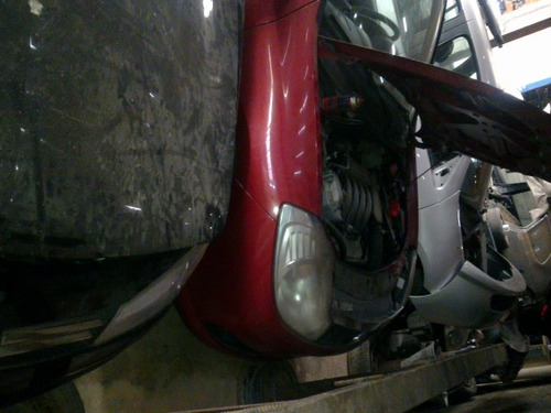Imagem 3 de 5 de Sucata Peças Acessórios Renault Simbol 2013