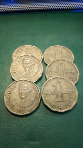 6 Monedas De Bronce N$ 1  ( 1976/77)