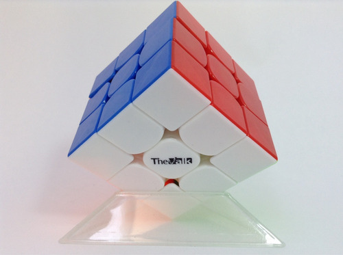 Cubo Rubik 3x3 Qiyi The Valk 3 Stickerless Lubricado