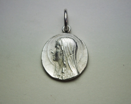 Medalla De Virgen Y Nuestra Señora De Lourdes En Plata 950