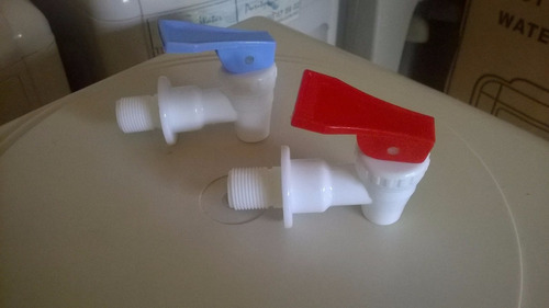 Imagen 3 de 6 de Canilla Para Dispenser Agua Frio Calor Macho Orig Calidad!