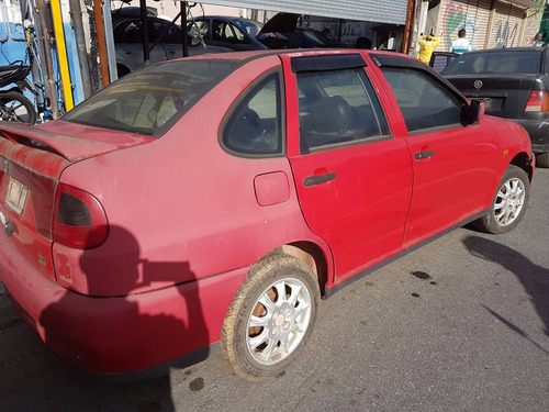 Sucata Seat Cordoba Sxe 1.8 Ano 1997 (somente Peças)