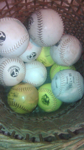 Pelotas De Softball Tamanaco