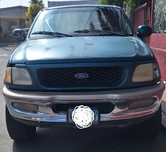 Ford F-250 5.8l Xlt Lobo Mt