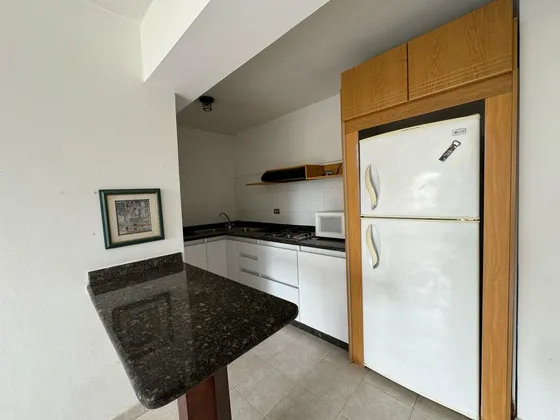 Se Alquila Apartamento Semiamoblado, Los Mangos Valencia Sr