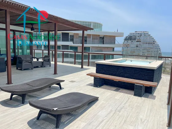 Cad La Isla Emerald Ph B. En Condominio De Playa. Terraza Con Alberca Y Vista Al Mar En Playa Diamante