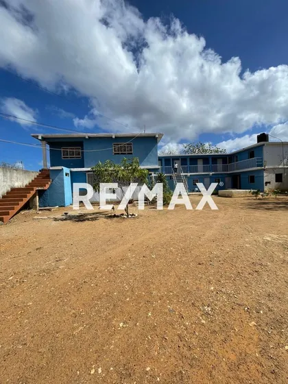 Casa Multiple Tipo Residencia En El Espinal, Diaz, Isla De Margarita Cod: 1367