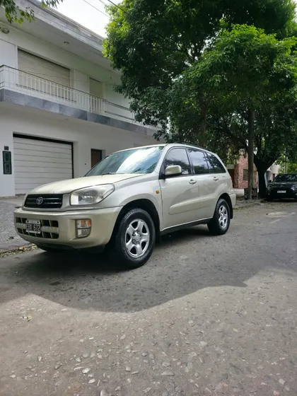Toyota Rav4 1,8 4x2