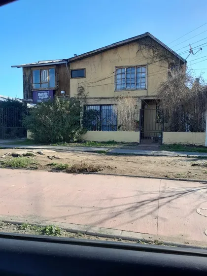 Casa Solida En Venta De 5 Dorm. En Rancagua