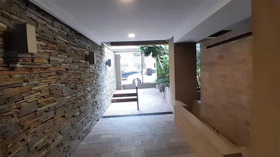 Departamento En Venta En Martínez, De 2 Ambientes