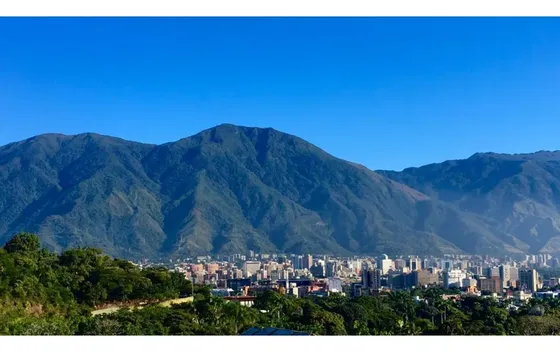 Vendo Apartamento 165 Mt Colinas De Valle Arriba 1802