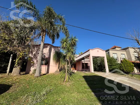 Casa En Venta 4 Ambientes Barrio Cerrado Altos Del Sol, Villa Udaondo