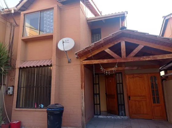 Venta Casa Maipú 3d+2b