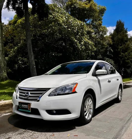 Nissan Sentra 1.8 B17 Advance