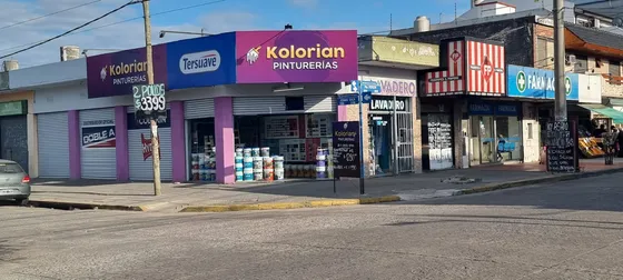 En Pablo Podesta Locales Juntos F: 9563