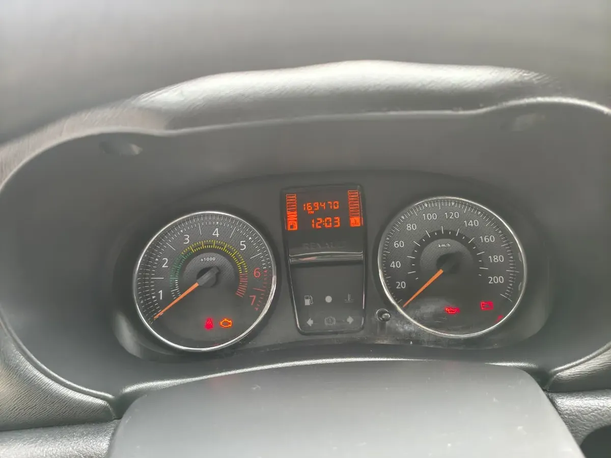 Renault Clio 1.2 Mío Expression Pack I5643240708518912013