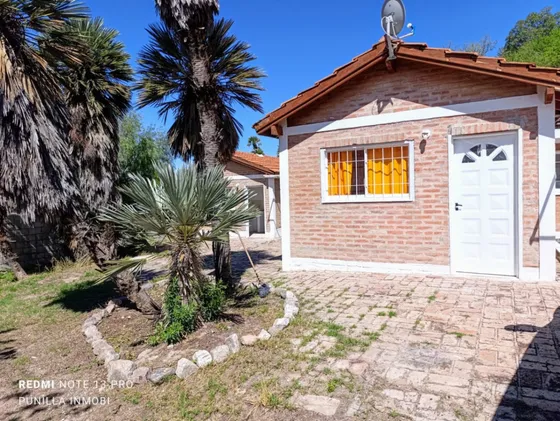 2 Cabañas De 1 Dormitorio Capilla Del Monte Con Cochera