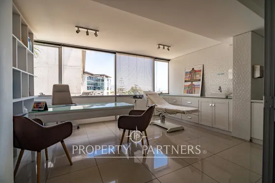 Oficina En Venta Con Edificio Atrium