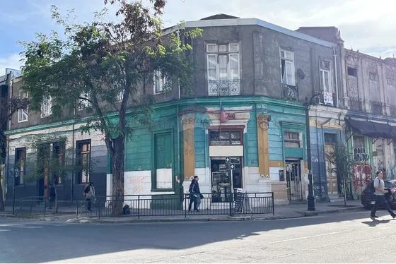 Propiedad Comercial Hostal. Metro República