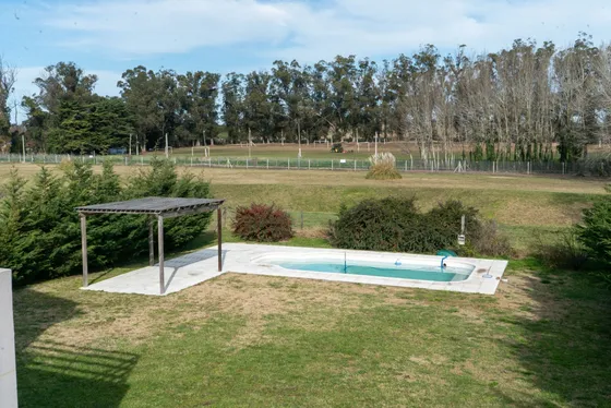 Venta Importante Residencia En Barrio Barracas De San Benito  
