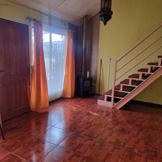 Espaciosa Y Cálida Casa 3d1b En Candelaria (90413)