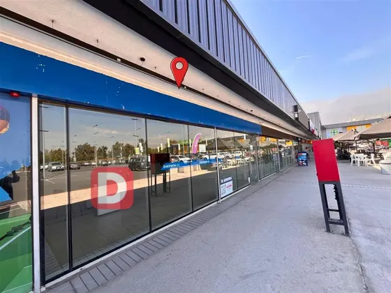 Arriendo Local Comercial En Peñalolén 89,34 M2/80,4 Uf