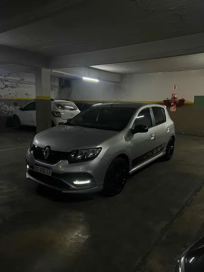 Renault Sandero 2.0 Rs 145cv