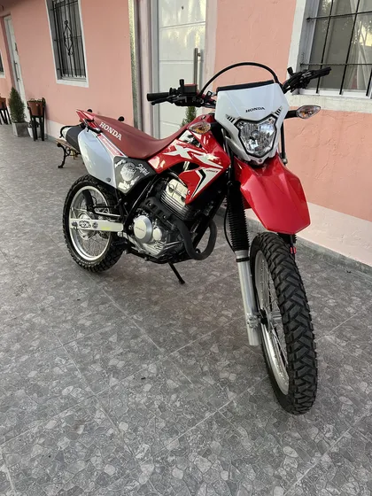 Honda Tornado