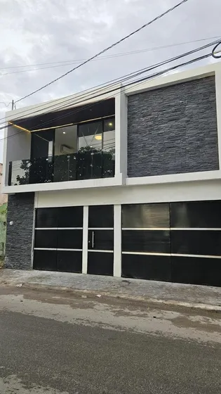 Casa De 3 Recámaras Y Piscina