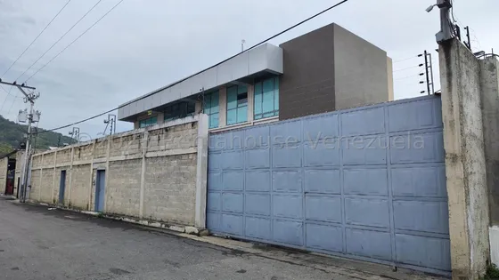  Complejo Industrial En Venta Galpones Y Oficinas Av Intercomunal Turmero Maracay Zona Industrial