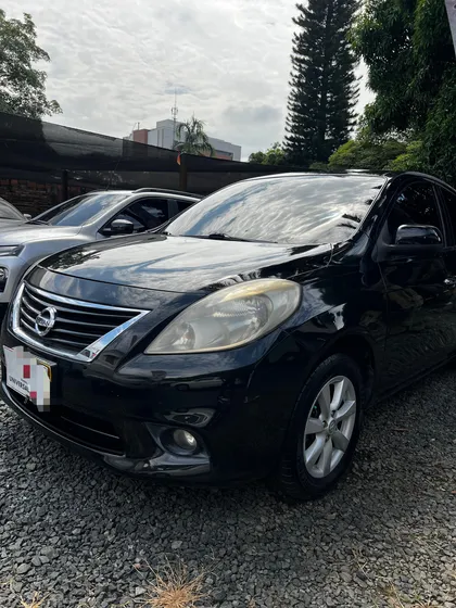 Nissan Versa Advance At 1600cc 2ab Abs