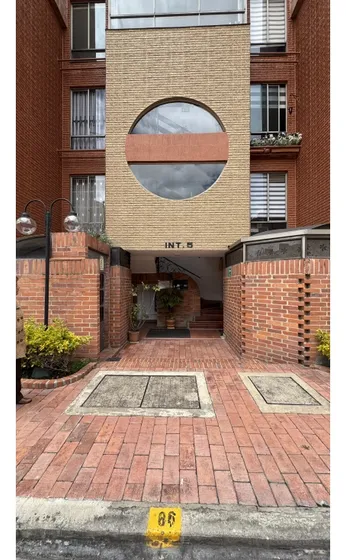 Apartamento Con La Mejor Ubicación Detras De Parque La Colina