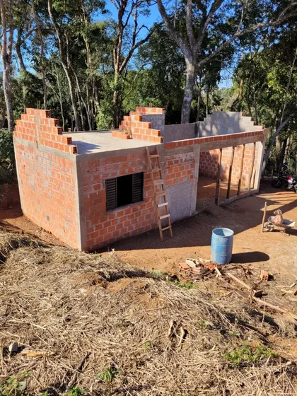 Chácara Na Planta Com Obras Já Iniciadas Em Ibiuna. Parcelamento Direto Ou Financiamento Bancario, Aceita Carro.