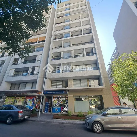 Departamento En Venta De 1 Dorm. En Santiago