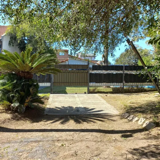 Gran Casa En Ciudad Jardin/permuta/apta Credito