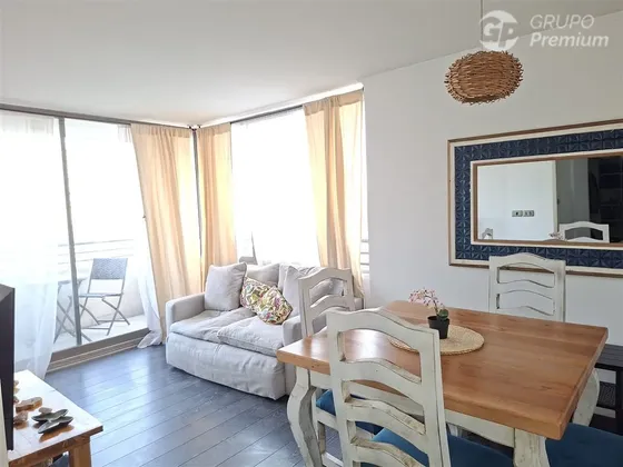 Depa En Venta De 2 Dormitorios Y 2 Baños En San Miguel