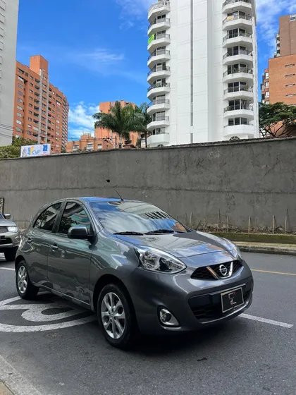 Nissan March 1.6 Sense